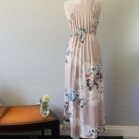 ✨SALE✨ Sleeveless maxi dress, floral, elastic waist, 3XL - Picture 3 of 7